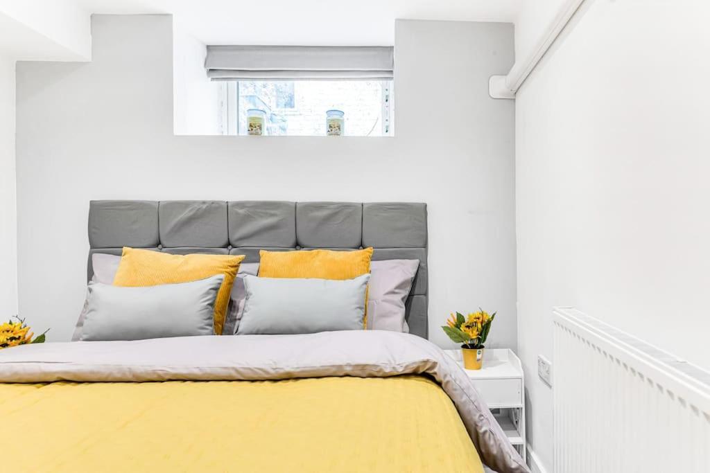 Luxstay Holland Park Apartment With Ac Лондон Экстерьер фото